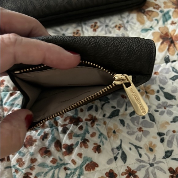 Michael Kors Brown Shoulder Bag and Wallet Set - Picture 3 of 10